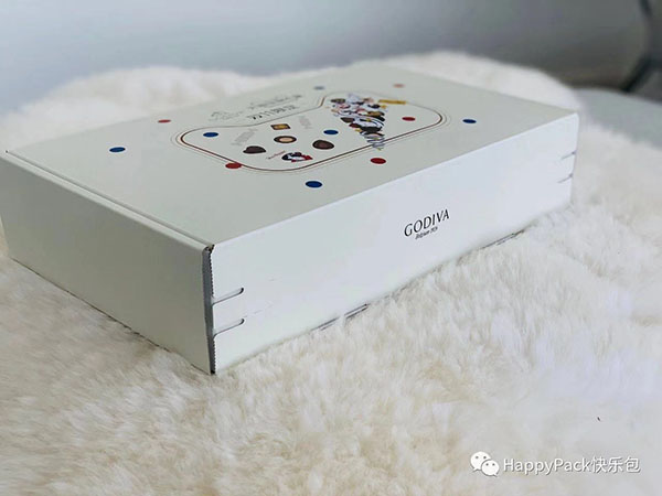 歌帝梵聯(lián)名款拉鏈紙箱